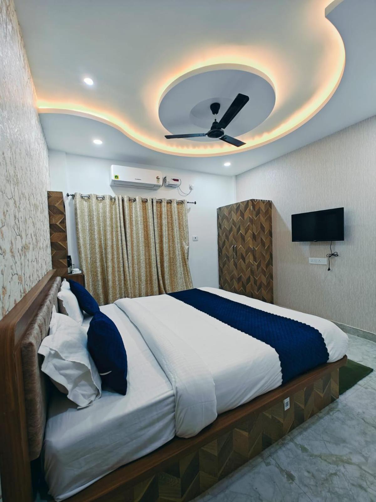 Hotel The Pushpraj Waranasi Zewnętrze zdjęcie